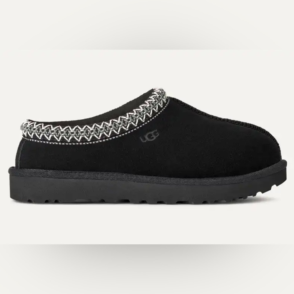 BRAND NEW IN BOX (BNIB) - UGG Tasman II (7)